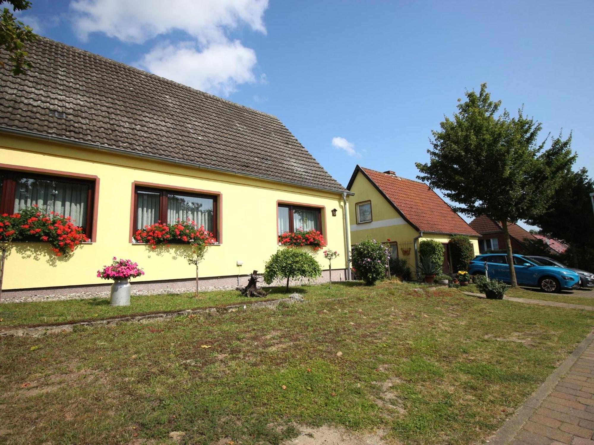 Ferienwohnung Familie Schmidt Bergen Auf Rugen Exterior photo